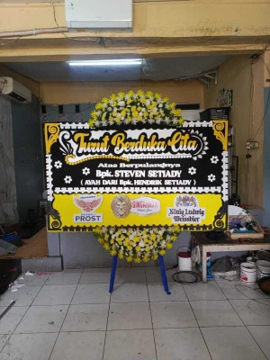 Papan Bunga di Keniten Ponorogo